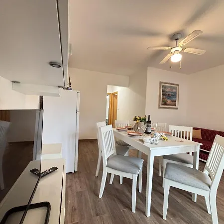 Apartman Girasole A Pochi Passi Dalla Rosolina Mare